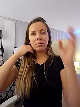 Nova-Lee — Smoosh Banana With Toes