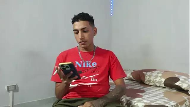 Masturbate to Partdemonlatin666, they want to masturbate for you partdemonlatin666 from StripChat