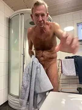 Pierre4tjyxx — Freechat on StripChat