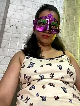 Pinky_hoti from StripChat