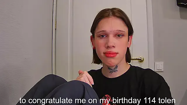 StripChat polimun is Freechat polimun — take off clothes