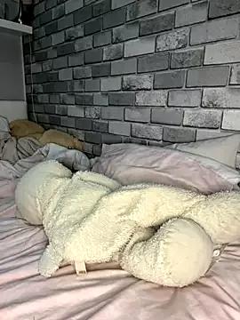 Explore naked slut Poppy_frankie Poppy_frankie from StripChat