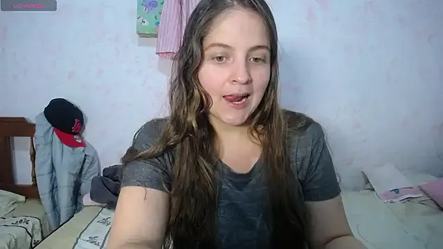 Pregnant_Kloe — flash tittis