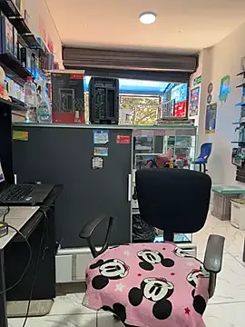 pregnant_sofii18 — Show my delicius tits and rub in pblic