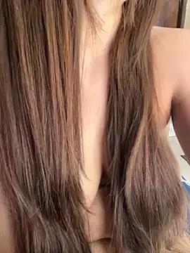 Queen_Shanuu from StripChat