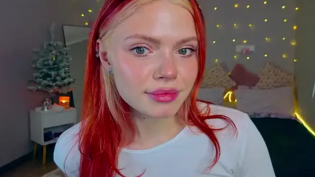 StripChat Red__Candy is Freechat Red__Candy — Handbra + nipples through fingers