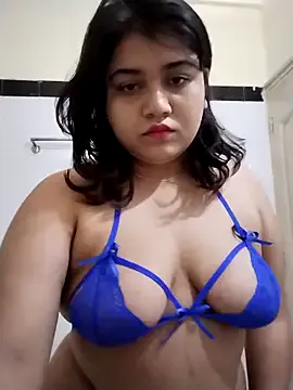 SaffronKiss — Shower show in cold water