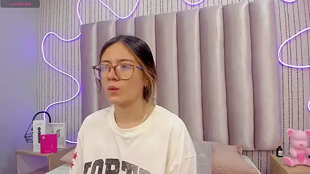 StripChat SamanthaPeachss is Freechat SamanthaPeachss — suck fingers