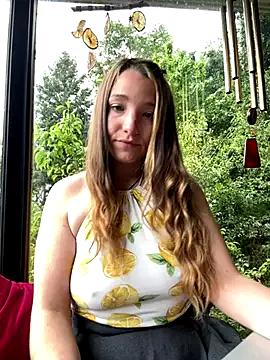 Join 23 years old sashapulse from StripChat sashapulse from StripChat