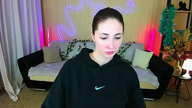 Masturbate to gorgeous model SensitiveSooul SensitiveSooul from StripChat