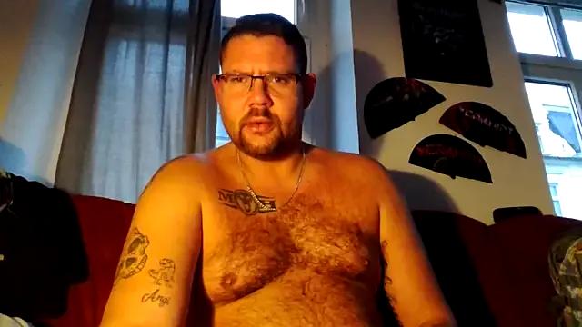 sexykevin17cm from StripChat