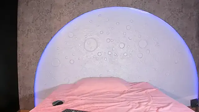 Shanelsmith — Toples