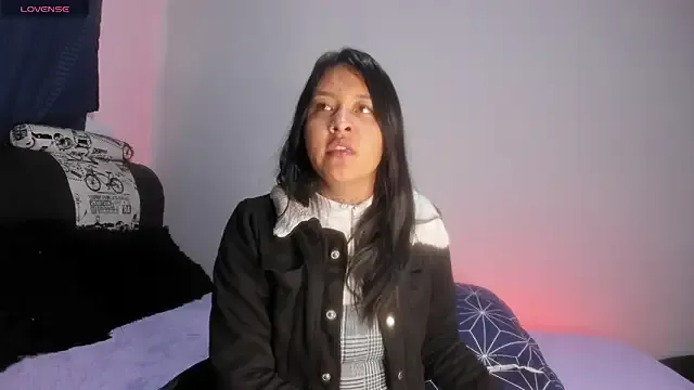 Sharlottee__ — control my toy 2 minutes