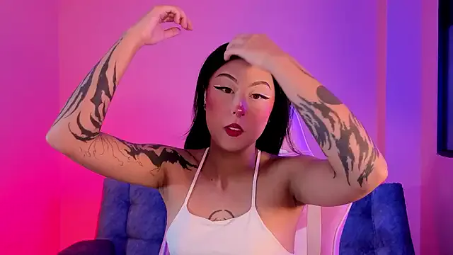 sharonbone — Naked for 5 minutes