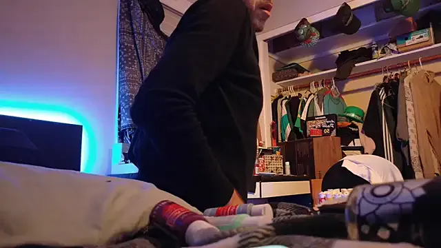 smokee_parT903 — get my own place