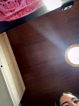 Sofia_Collins- from StripChat