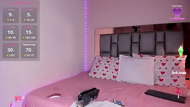 SofiArias — Naked + spanking the ass + Control-10min