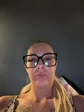 StripChat SophieSchmidt is Freechat SophieSchmidt — Last Tip Lush Control 5 Min