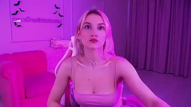 Hot StacyEvances wants you to fuck her body now StacyEvances from StripChat