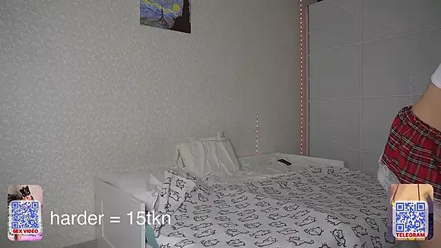 Join 23 years old star_fucks from StripChat star_fucks from StripChat