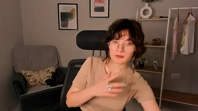 Stefani_Rouds — Freechat on StripChat