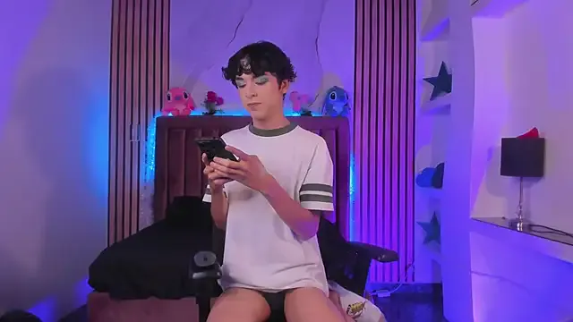 StripChat SthepanodiMonaco is Freechat SthepanodiMonaco — Hii daddy, You wanna see my ass bouncing