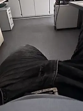 stunning_stallion — Cumshot at work, Last tip 2 videos