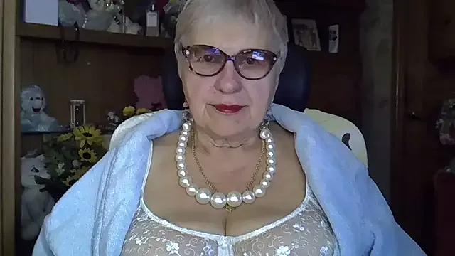SweetCherry27 from StripChat