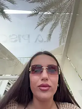 Syka0001 — Treat sweet girls to a cocktail 