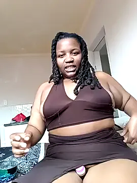 StripChat ThaBundaa is Freechat ThaBundaa — Dildo Thrusting