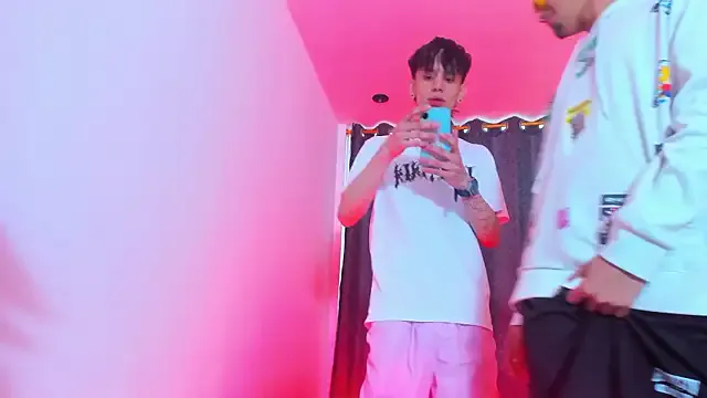 TheBatMansion — OMGG YESS  SO HOT