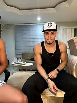 Tonny_2-2cm from StripChat