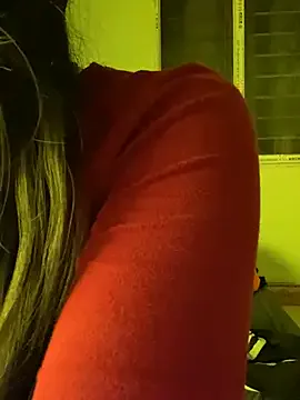 Uyennii02 — Private on StripChat