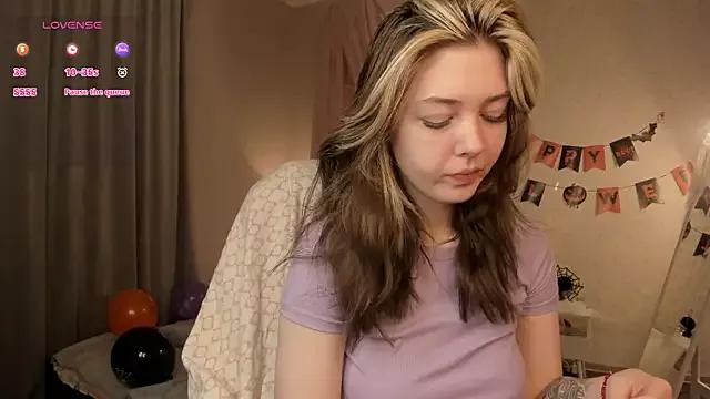 Vanessa_Walters from StripChat