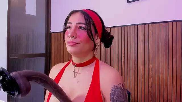 violett_collins_ — phone+custom video