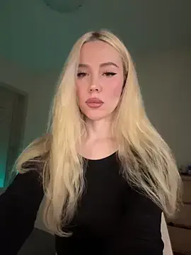 xDinnax — show boob