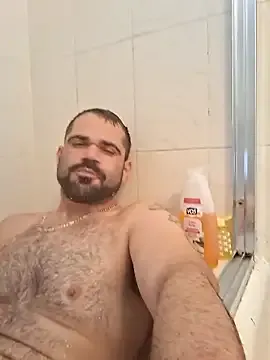 Zander823 — Lets see how big i am 