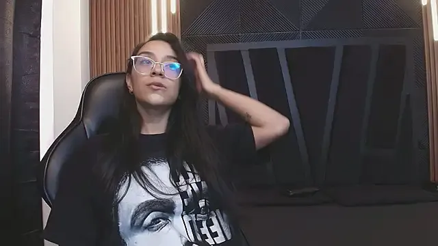 zoe_martins_ — make me moan very loud